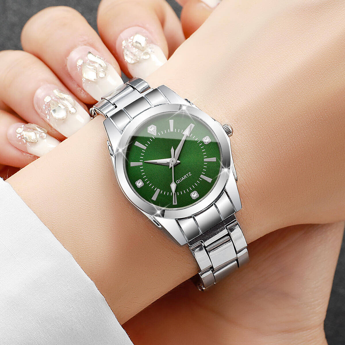 Lüks Rhinestone Kadın Saatler  - Luxury Watch Gift Box incelemesi ve fiyatı